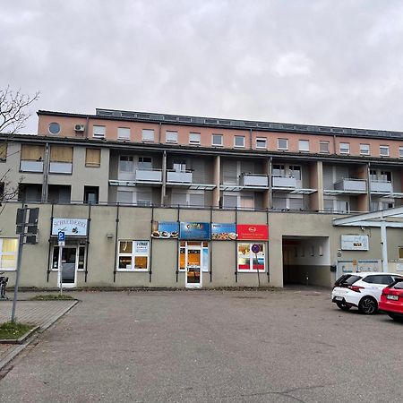 Апартаменты Naehe Kit Mit Parkplatz Und Smart Tv Карлсруэ Экстерьер фото